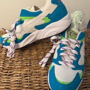 ASICS Kids Blue, White & Neon Green GEL Sneaker
